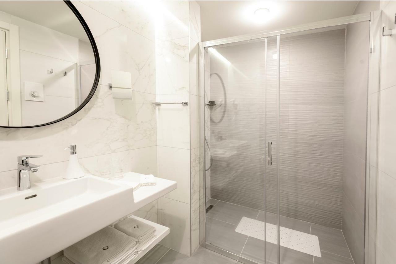 Hotel Gradska Цетине Экстерьер фото