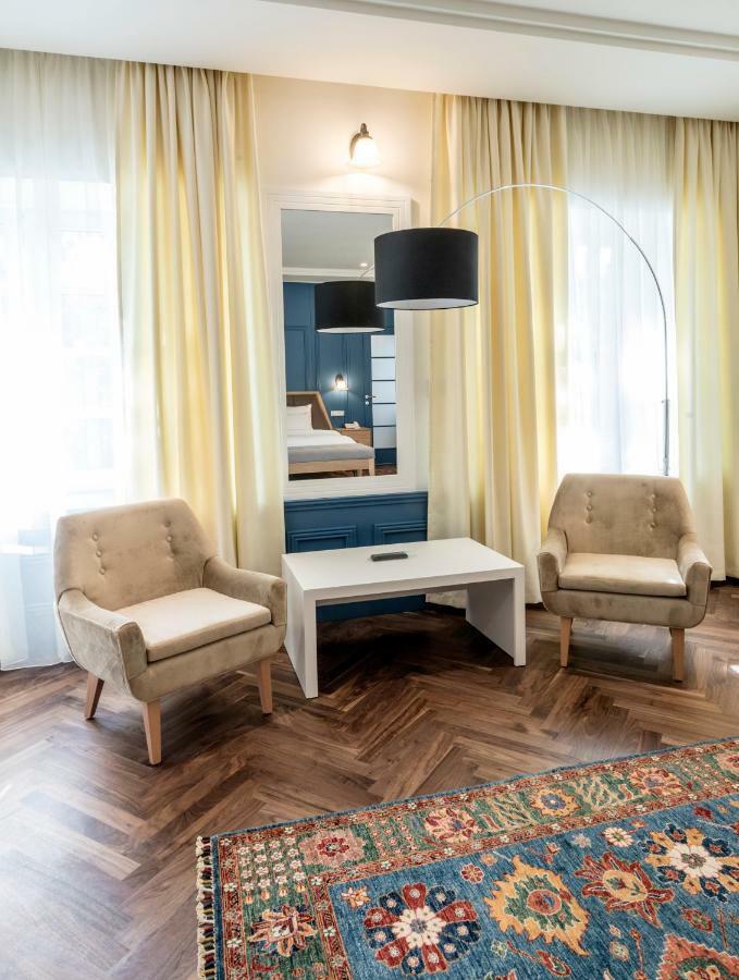 Hotel Gradska Цетине Экстерьер фото
