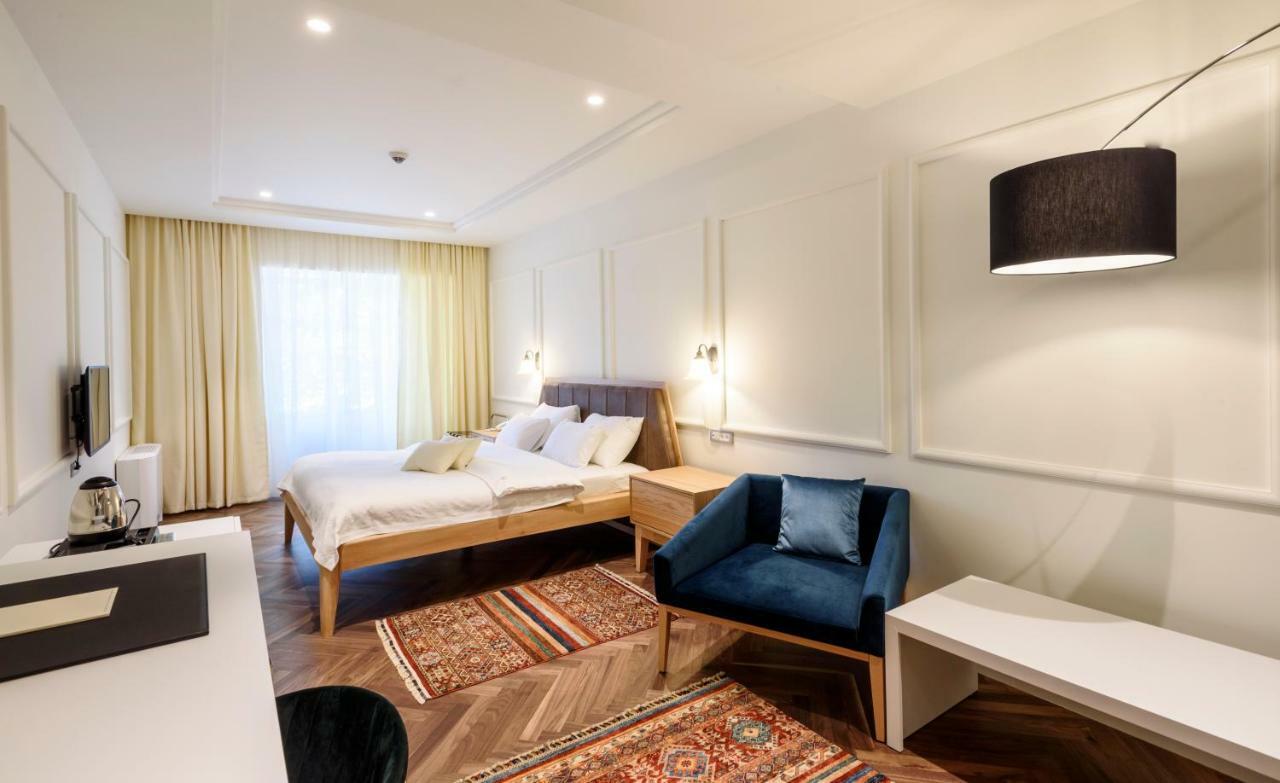 Hotel Gradska Цетине Экстерьер фото