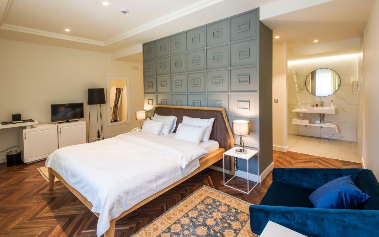 Hotel Gradska Цетине Экстерьер фото
